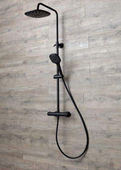 Kinedo Colonna con soffione Aquafactory nero opaco.JPG